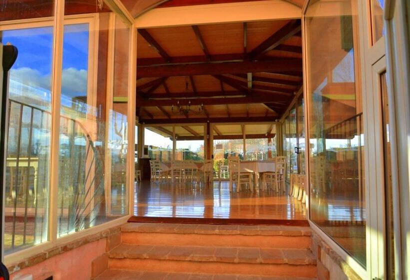 هتل Country House La Padronale Del Rivo