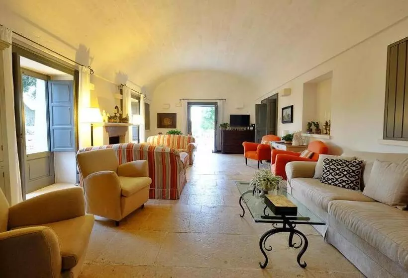 Hotelli Masseria Trulli E Vigne