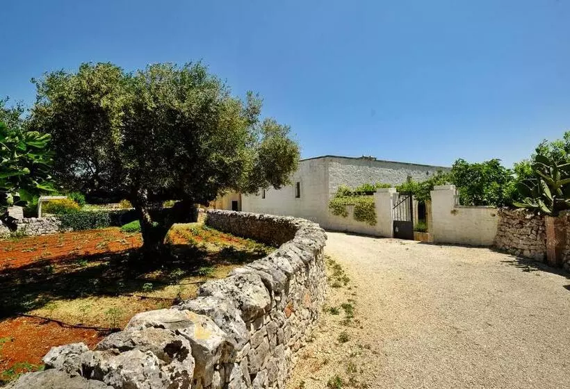 Hotelli Masseria Trulli E Vigne