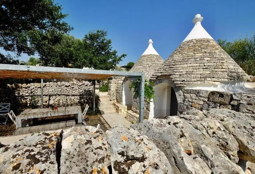 Hotelli Masseria Trulli E Vigne