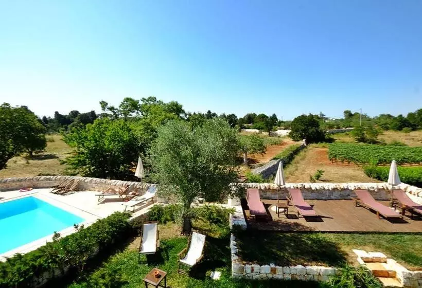 Hotelli Masseria Trulli E Vigne