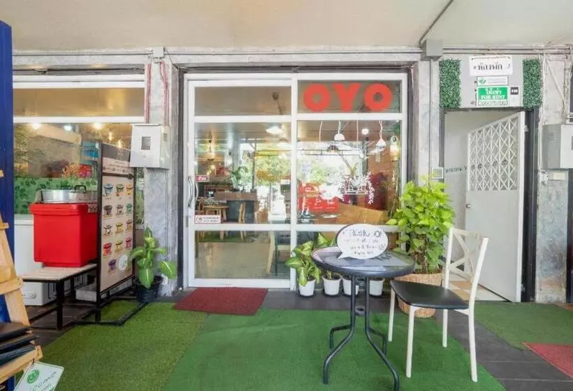 Hotelli Oyo 1152 Hongpak Mint