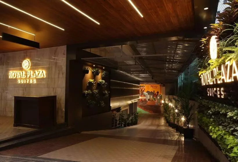 ホテル Royal Plaza Suites By Rak Rooms