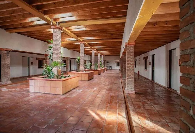 Hotelli Termas De San Joaquin