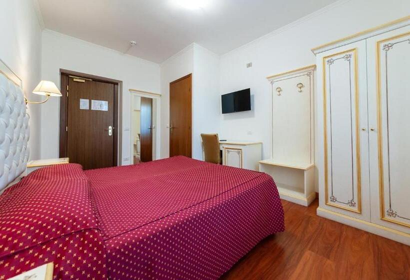 Le Naiadi Park Hotel Sul Lago