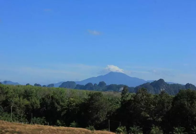 Leelawadee Garden Resort