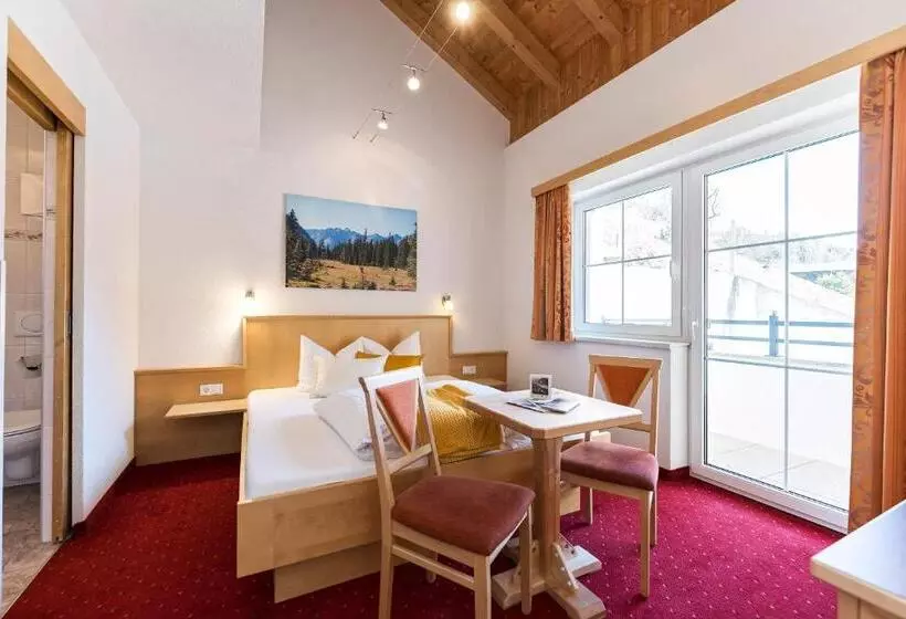 ペンション Apart Garni Astrada