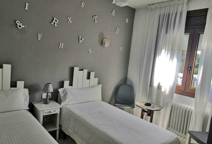 Pensione Hostal Los Pinares