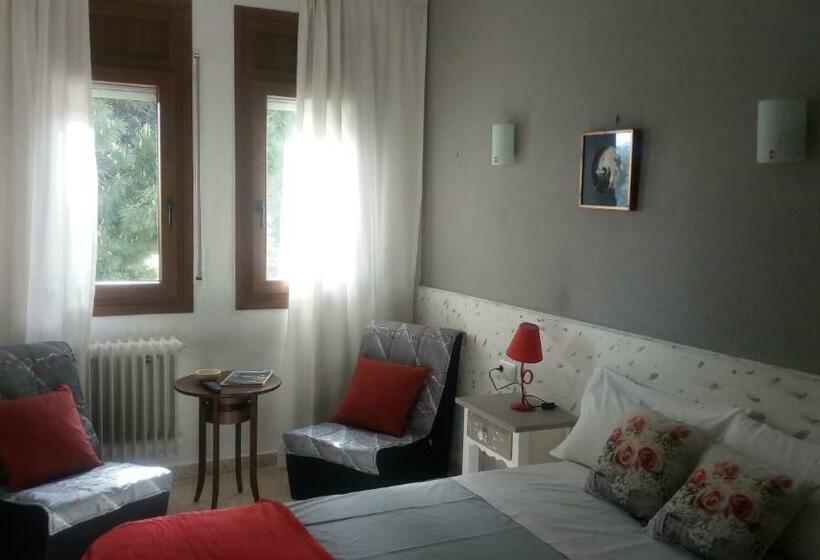 Pensione Hostal Los Pinares