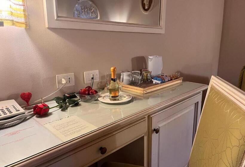 ペンション Resort La Mola