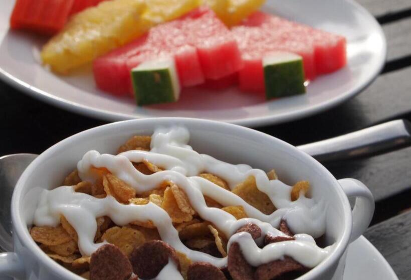 Racha Kiri Resort & Spa, Khanom