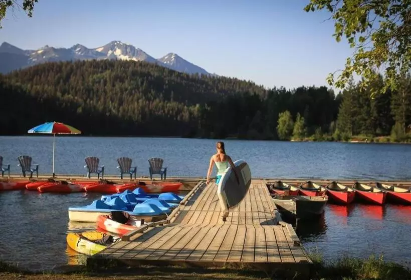 Lomakeskus Tyax Lodge & Heliskiing