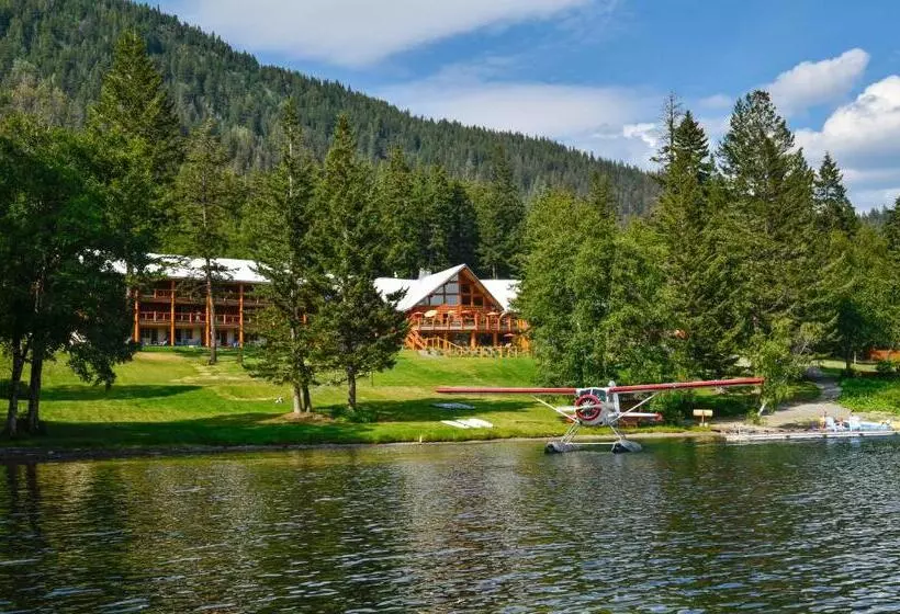 Lomakeskus Tyax Lodge & Heliskiing