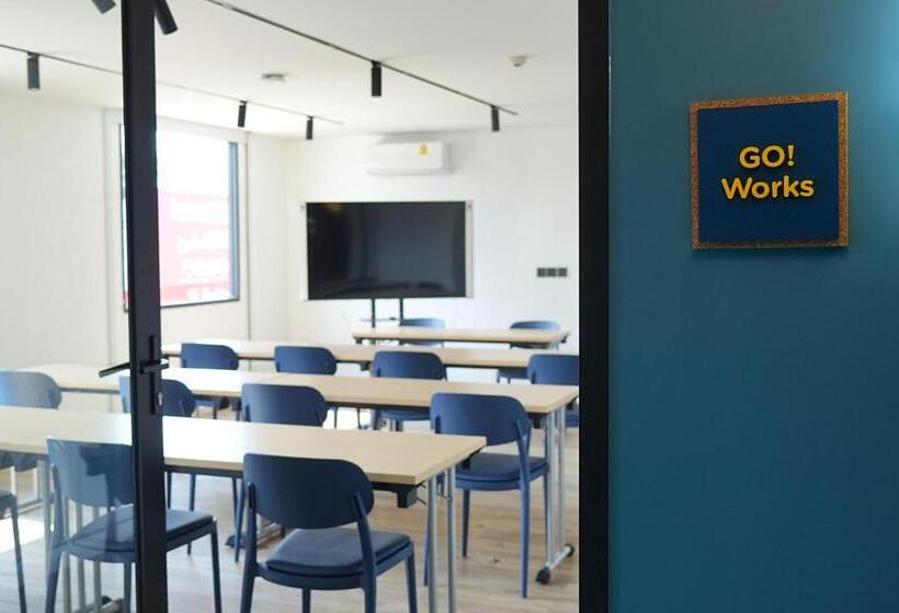 Go! Hotel Ban Chang At Robinson Lifestyle Ban Chang