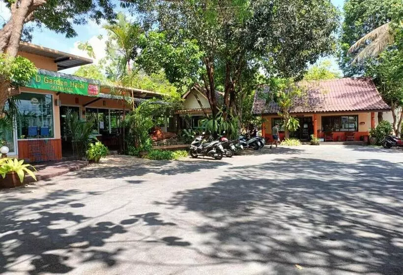 Hotelli Baan Suan Villas Resort