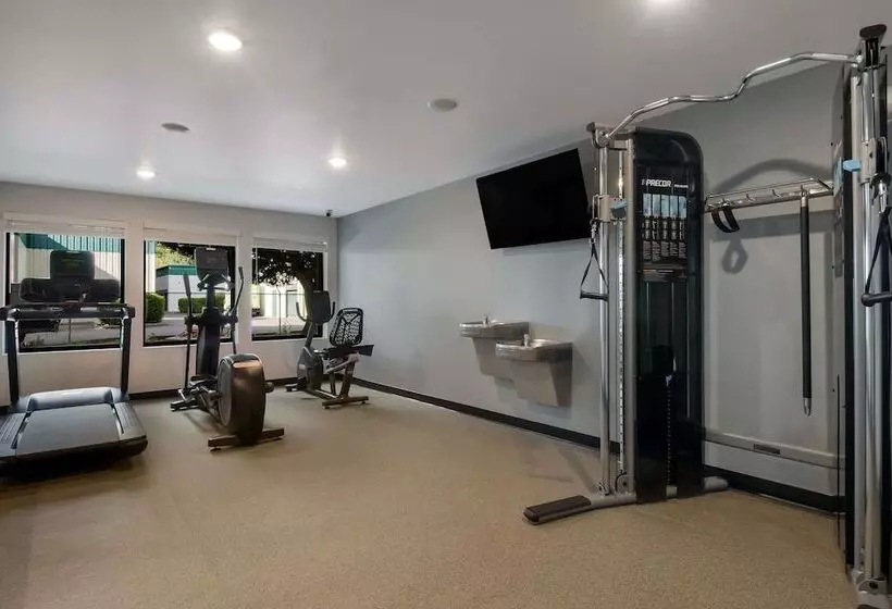 هتل Woodspring Suites Olympia Lacey