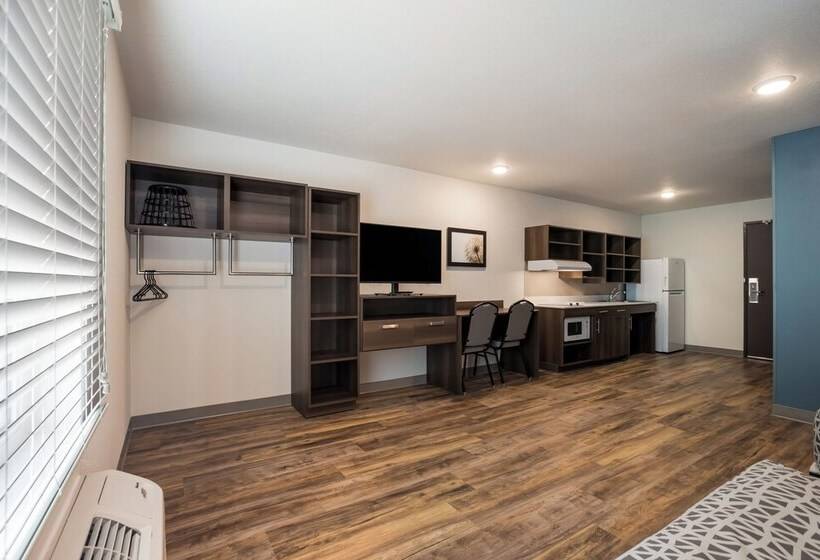 هتل Woodspring Suites Olympia   Lacey
