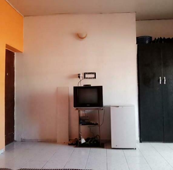 پانسیون Tlc Apartments