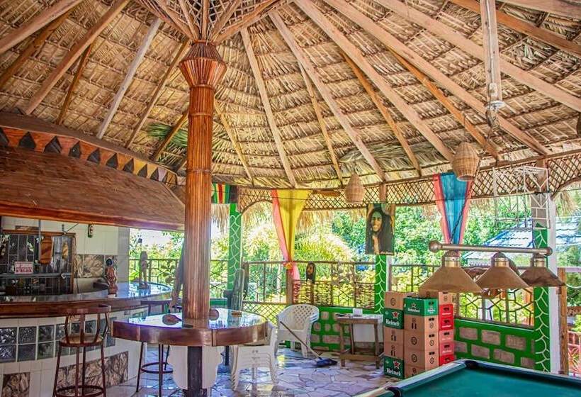 پانسیون Kassion Corner