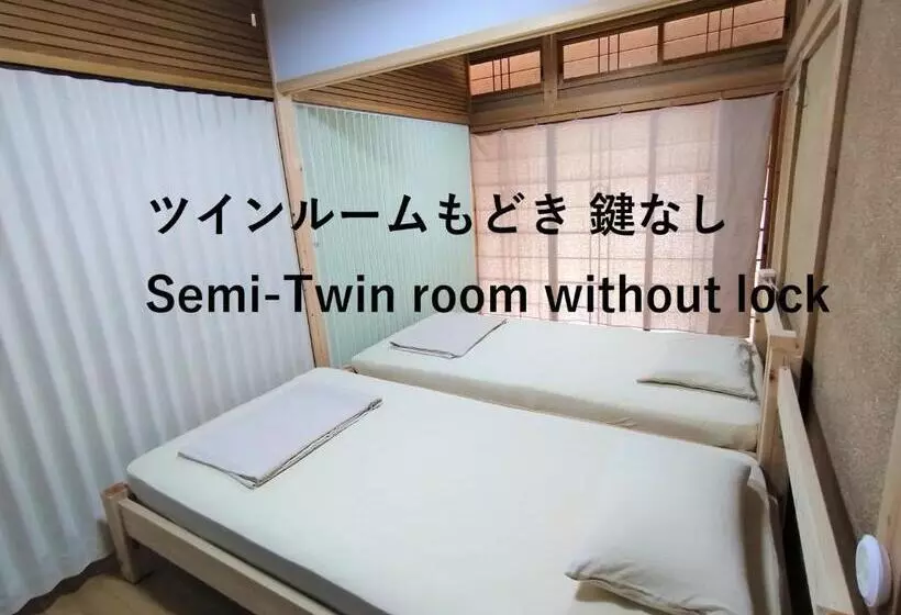 Retkeilymaja Guesthouse Tonari