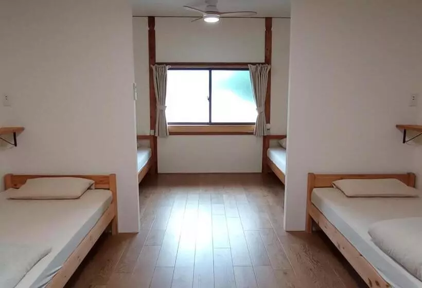 Retkeilymaja Guesthouse Tonari