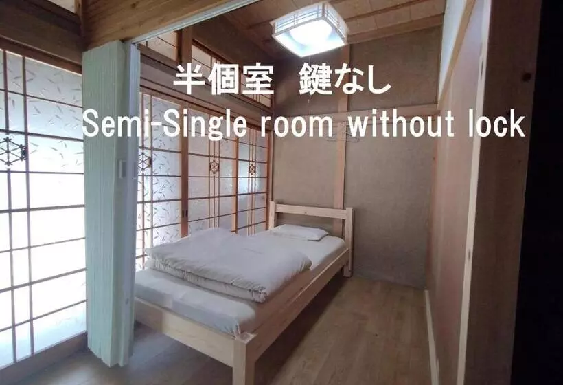 Retkeilymaja Guesthouse Tonari