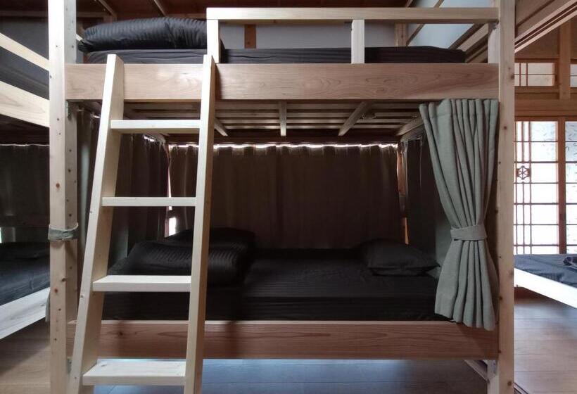 Vandrarhem Guesthouse Tonari