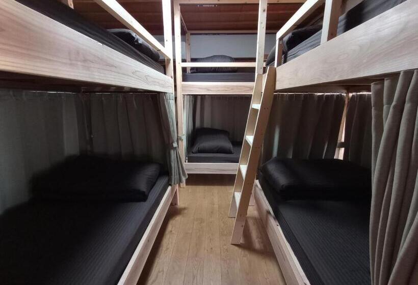 Vandrarhem Guesthouse Tonari