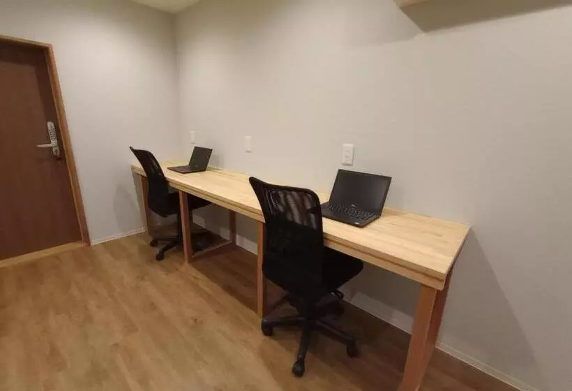 Retkeilymaja Guesthouse Tonari