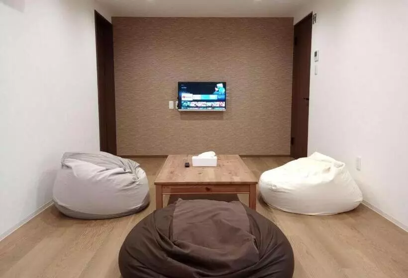 Retkeilymaja Guesthouse Tonari