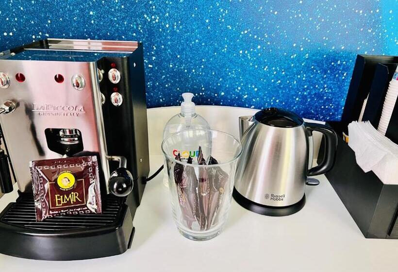 تختخواب و صبحانه Stabia Planet