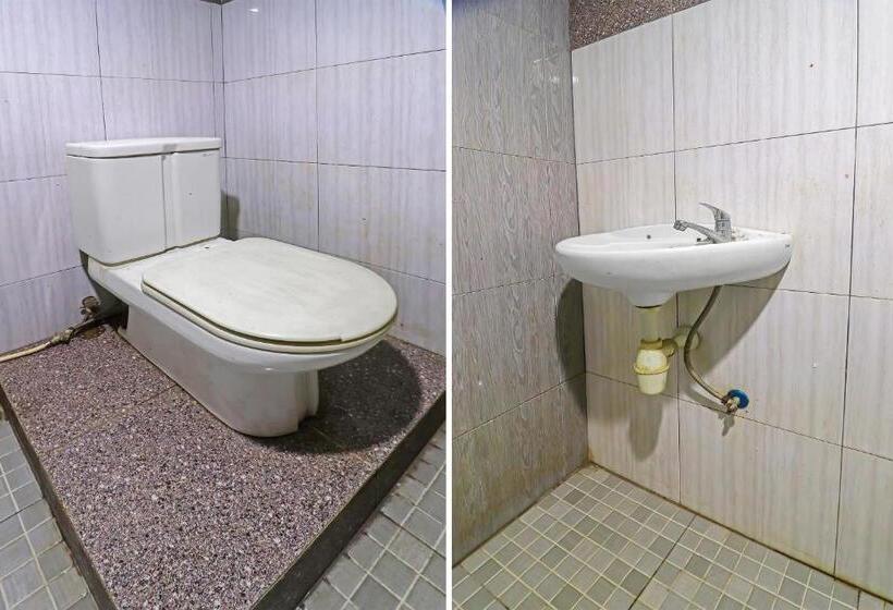 Hotel Oyo 92484 Wisma Permata Syariah