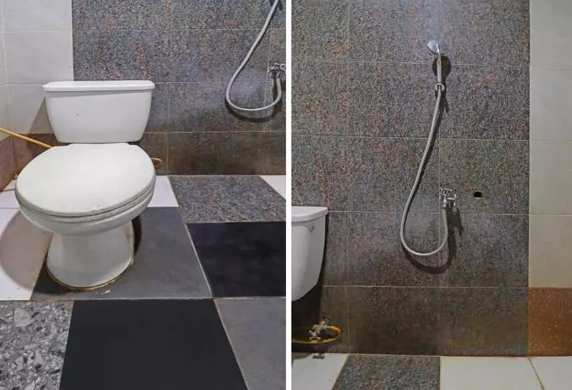 Hotelli Oyo 92484 Wisma Permata Syariah