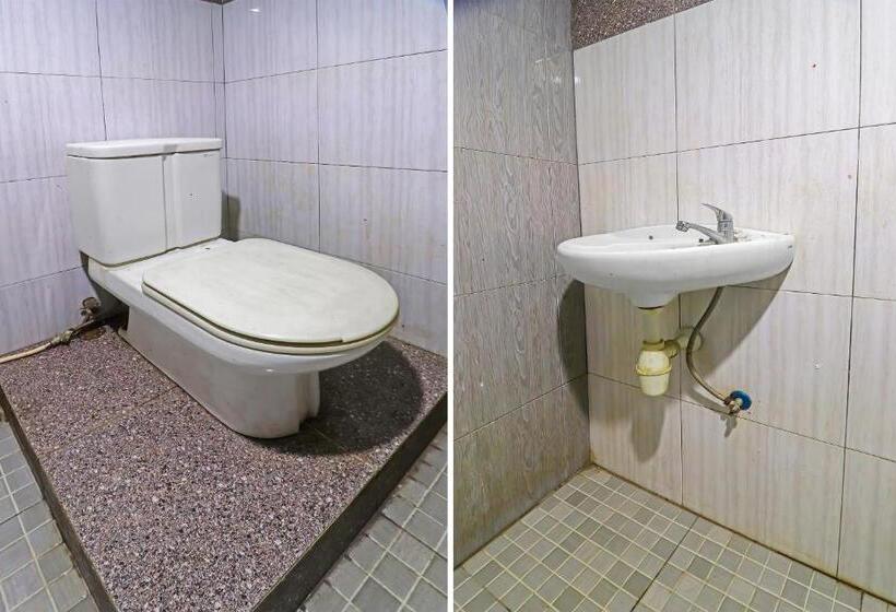 Hotel Oyo 92484 Wisma Permata Syariah