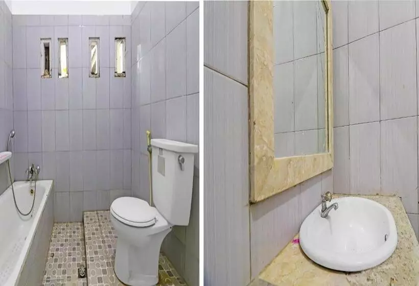 Hotelli Oyo 92484 Wisma Permata Syariah