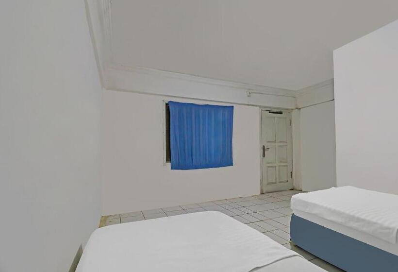 Hotel Oyo 92484 Wisma Permata Syariah