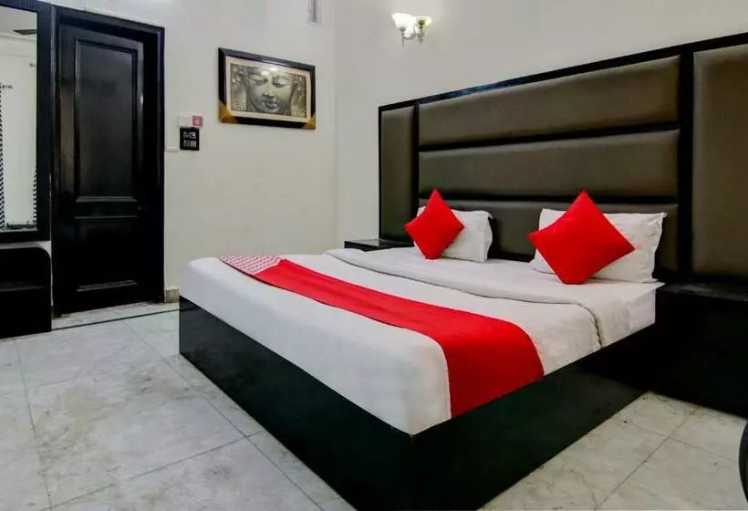 ホテル Oyo Flagship 81199 Best Home Stay