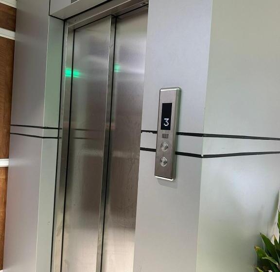 בית מלון כפרי Vrindavan