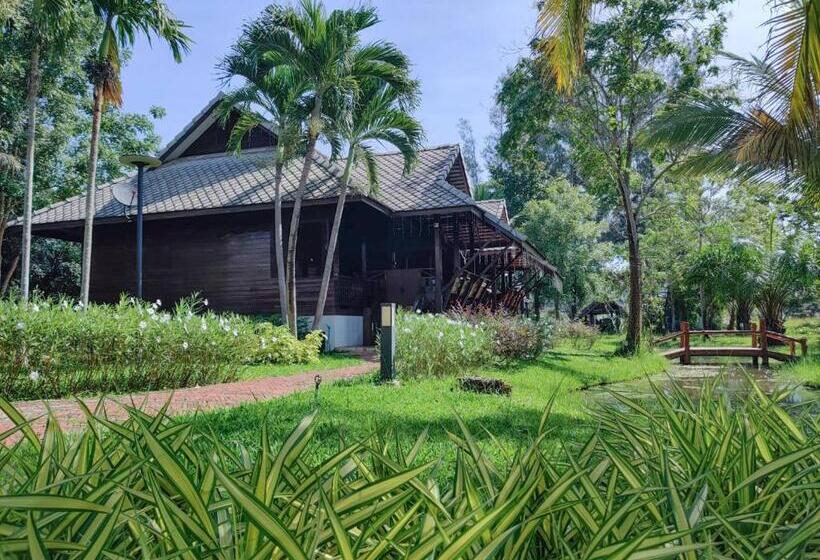 Nan Bluesky Resort And Spa