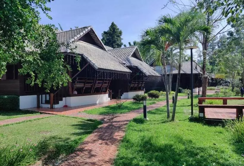Nan Bluesky Resort And Spa