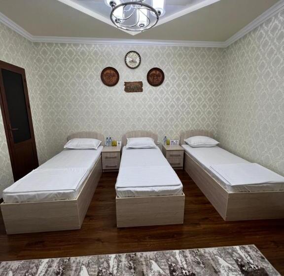 Pensão Lazgo Castello