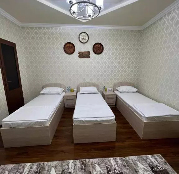 Majatalo Lazgo Castello