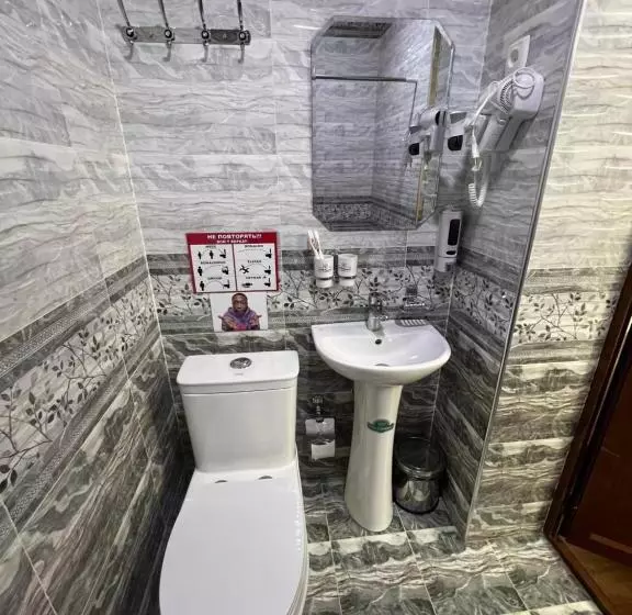 Majatalo Lazgo Castello