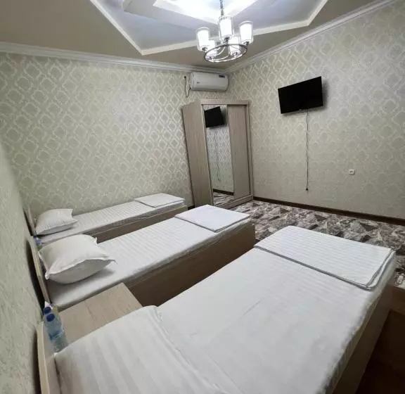 Majatalo Lazgo Castello