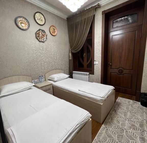 Pensão Lazgo Castello