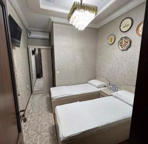 Majatalo Lazgo Castello