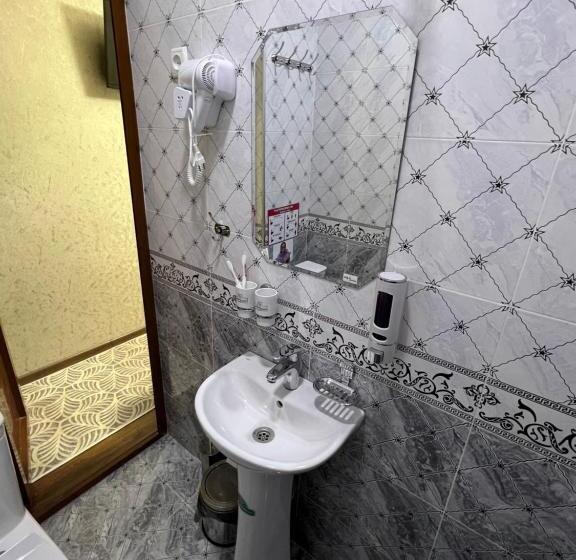 Pensão Lazgo Castello