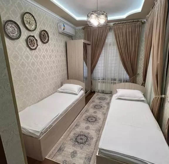 Majatalo Lazgo Castello