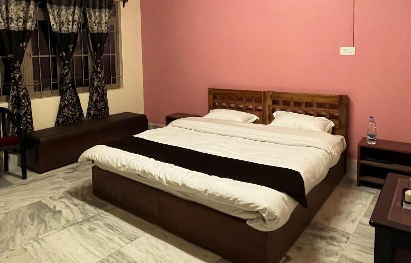 پانسیون Miracle Springs Guest House