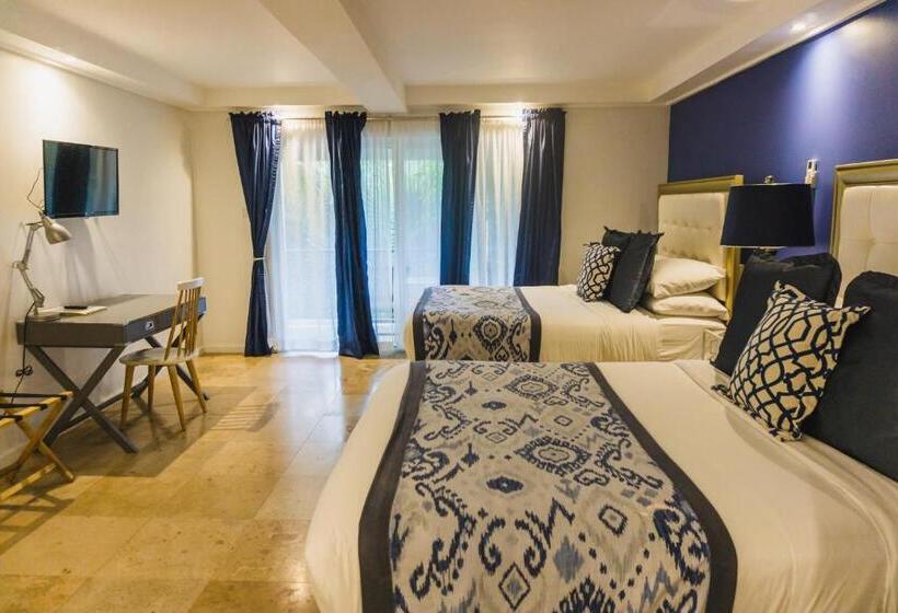 Blue Lagoon Hotel And Marina Ltd